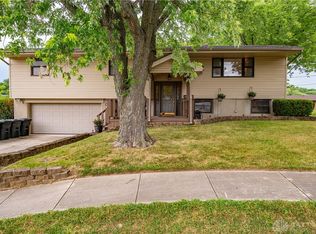 728 Little John Ct, Miamisburg, OH 45342