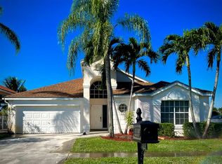 18859 La Costa Ln, Boca Raton, FL 33496