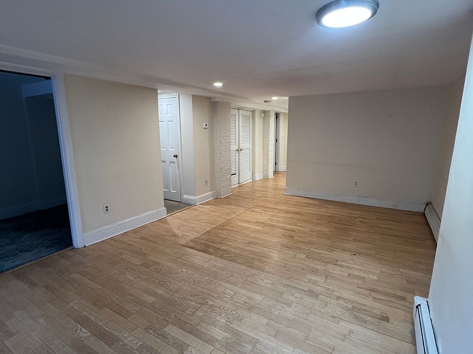 1st image of 14 Yarmouth St APT 4