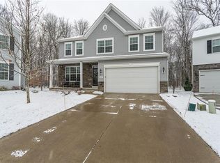 12079 Edgehill Oval, Strongsville, OH 44149