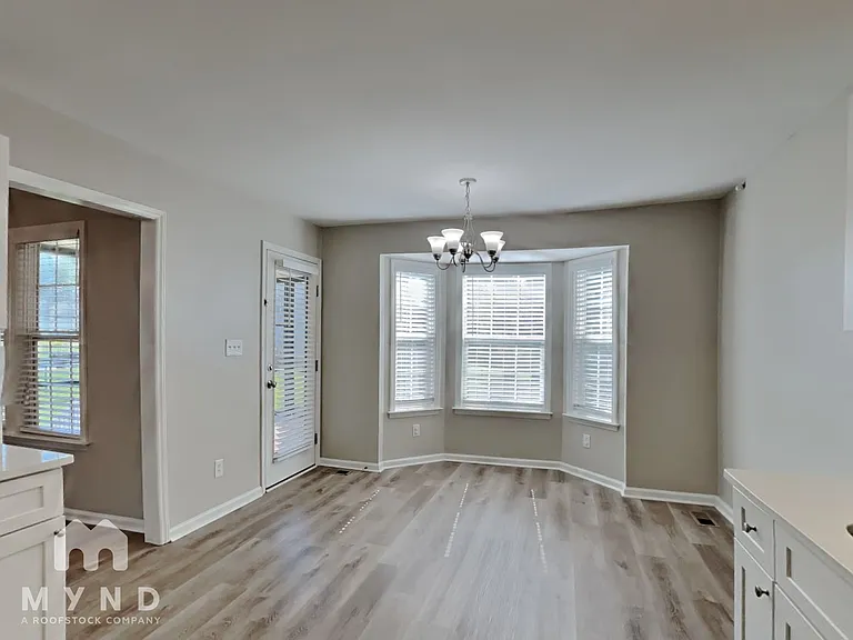 25 Kyle Dr — Photo 8