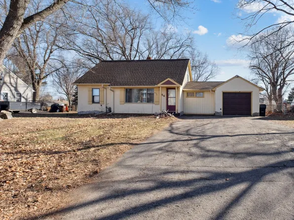 144 Skillman Ave E, Maplewood, MN 55117
