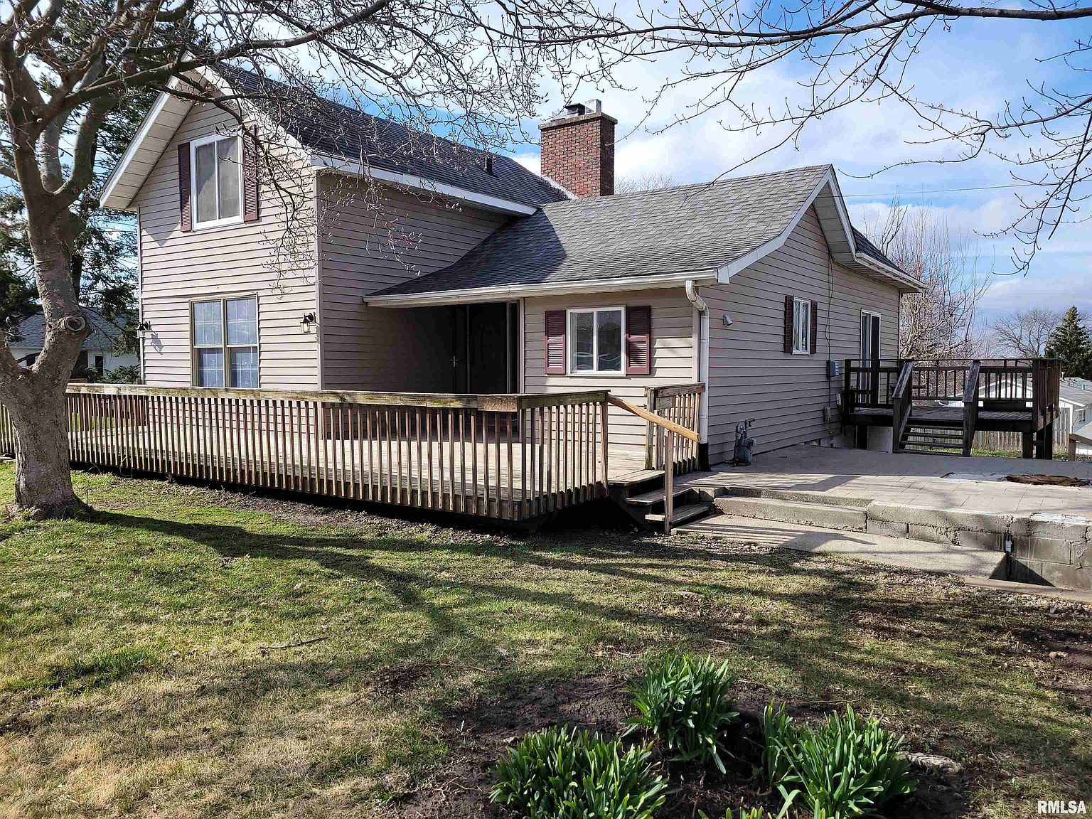 2224 W Central Park Ave, Davenport, IA 52804 Zillow