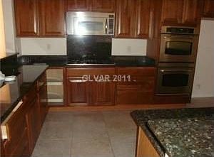 4th image of 5924 Vizzi Ct