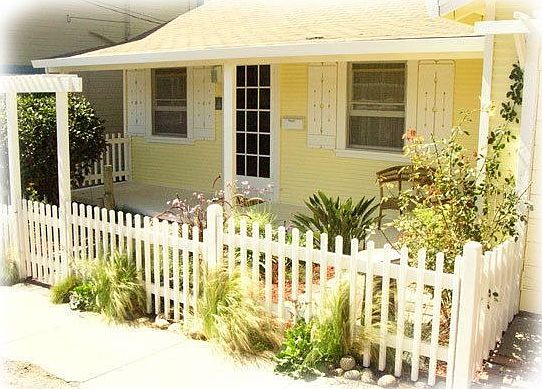 Santa Cruz Cottage