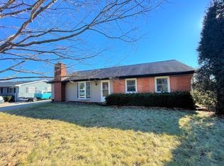 1009 Juniper Ln, Darien, IL