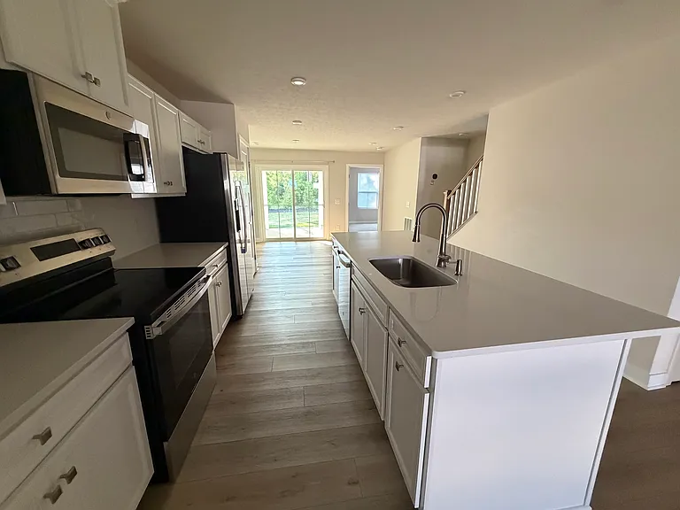 1288 Divot Cir — Photo 19