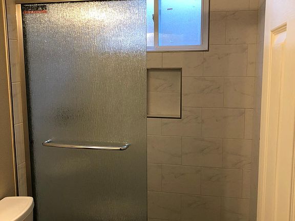 4th image of 181 Cleaves Ave #2