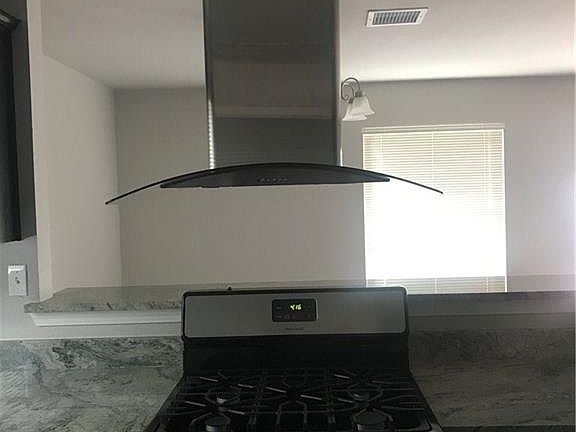 5th image of 12165 Driftwood Ln