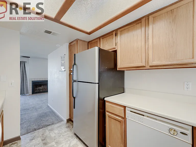 1302 S Cathay Ct #202 — Photo 3