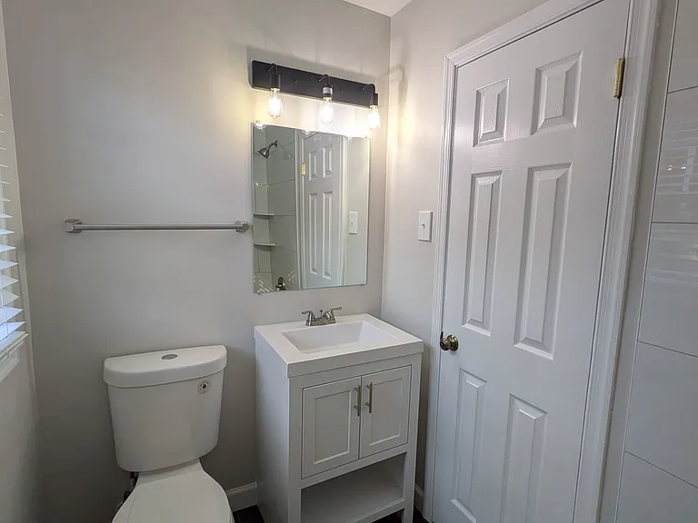 2322 Jameson St — Photo 13