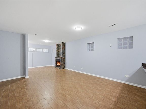 5th image of 2249 W Monroe St #G