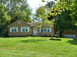 5 Sunset Ln, Succasunna, NJ 07876