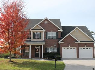 2906 Timber Green Ln, Knoxville, TN 37921