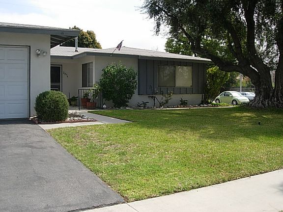 3rd image of 2076 Sequoia Ave