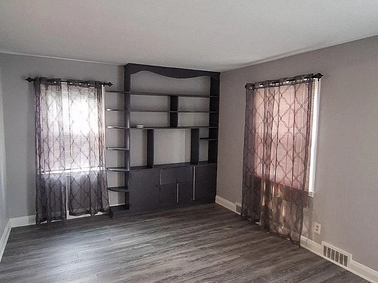 3721 Frankford Ave — Photo 6