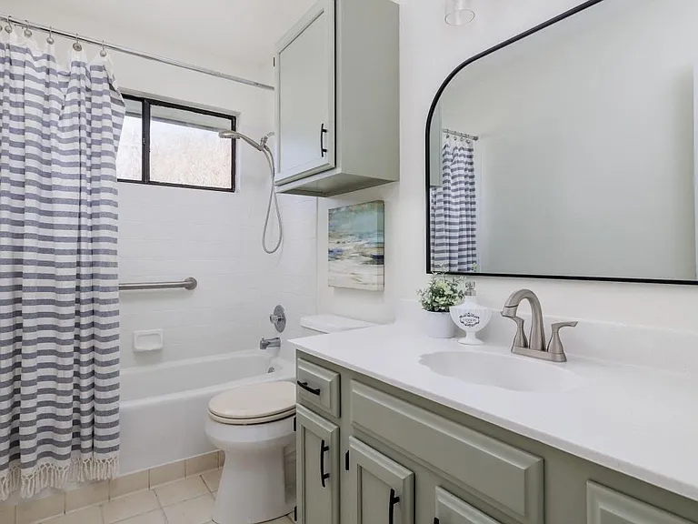 1805 White Oak Cv — Photo 18