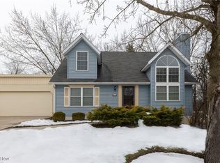1737 Stone Creek Ln #33, Twinsburg, OH 44087