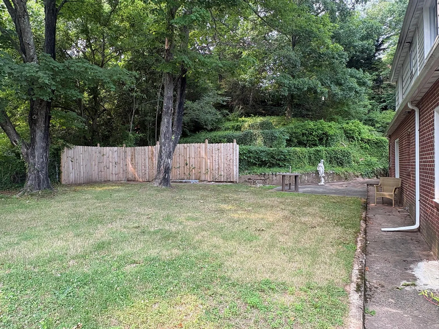 2 bed, 1000 sqft, $2,150 — Photo 4