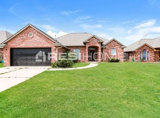 1809 Monterey Pl, Edmond, OK 73013