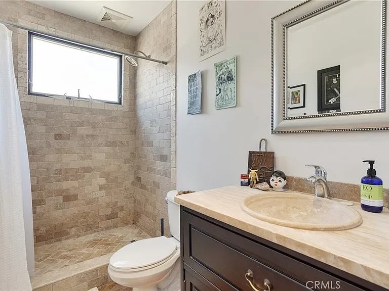 150 Williams St #2 — Photo 17