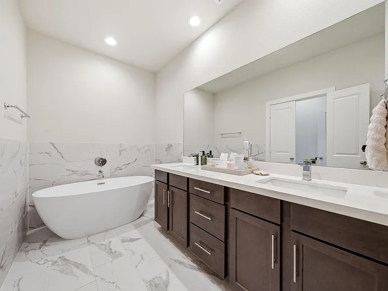 5929 Haring Ln — Photo 18