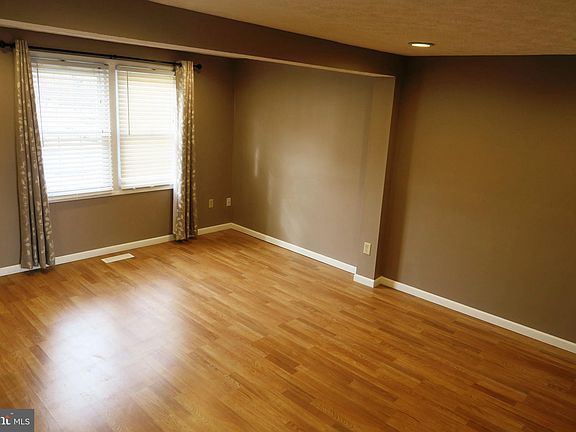 3rd image of 8717 Canaan Ct
