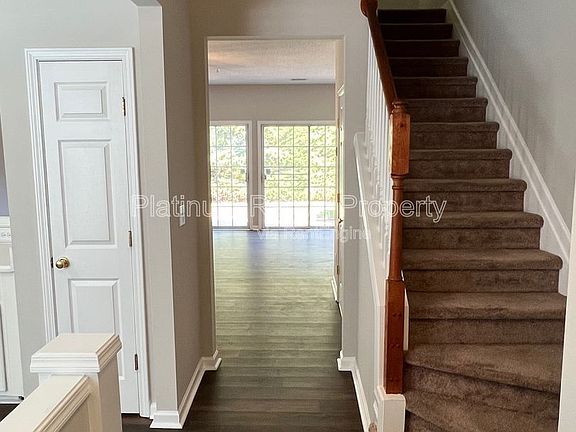 3rd image of 1030 Kilmington Ct