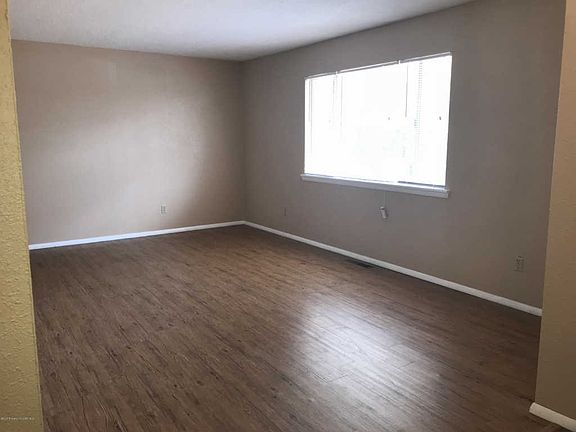 3rd image of 2803 Ladera Dr