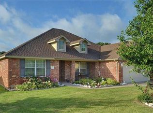 2733 Pinnacle Dr, Burleson, TX 76028