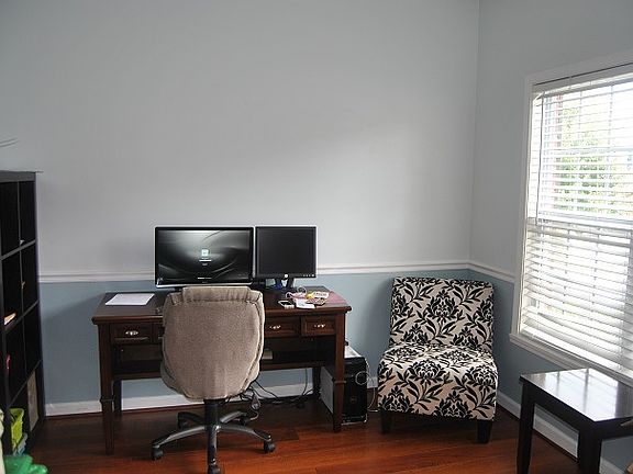 Great front dining room or office