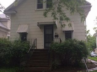 1102 Charleston St, Lincoln, NE 68508