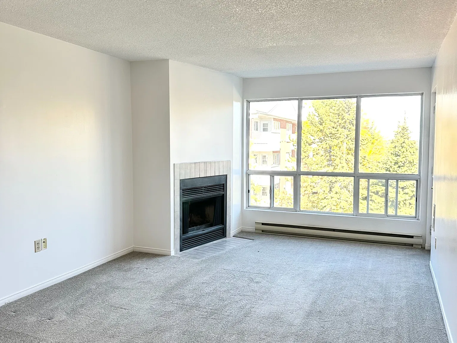 2 bed, $2,100 — Photo 4