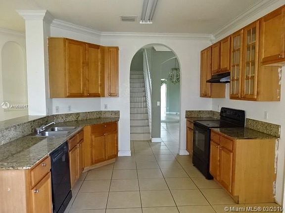 3rd image of 2229 Portofino Ave