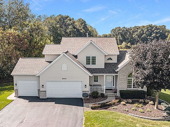 4th image of 8869 Claire Ct SE