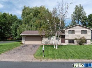 11998 100th Pl N, Maple Grove, MN 55369