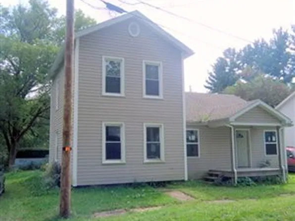 403 Center St, Conneautville, PA 16406