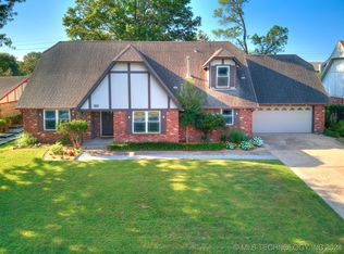 8808 E 65th St, Tulsa, OK 74133
