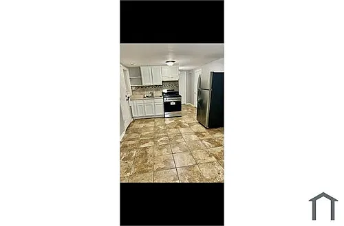 7252 S Vernon Ave #G Photo 1