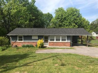 3907 Pleasant Ridge Rd, Knoxville, TN 37912