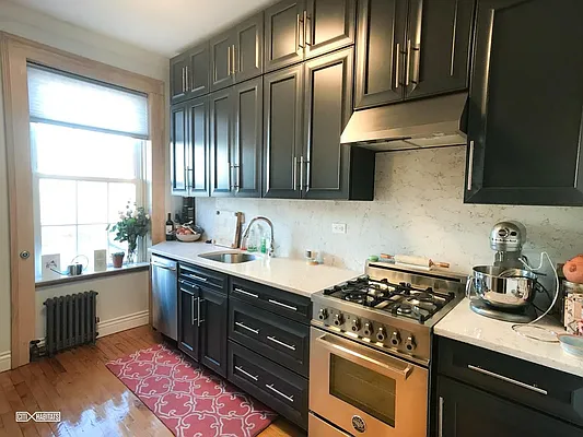 Rented by Citi Habitats | media 10