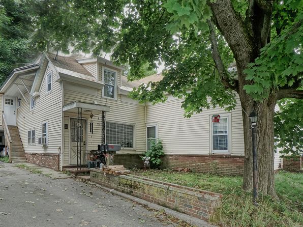 12 Kossuth Street, Biddeford, ME 04005