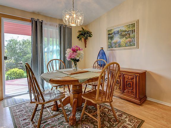 5th image of 8314 Tamarack Dr