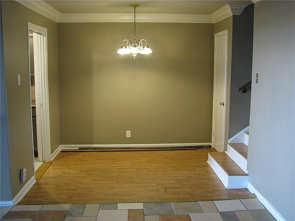2nd image of 522 E Avenue J APT A