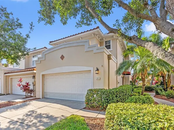 183 Valencia Cir, Saint Petersburg, FL 33716