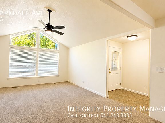 5th image of 941 Parkdale Ave