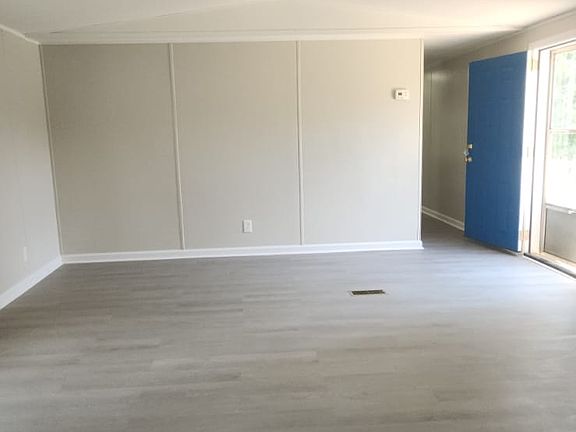 5th image of 19 Whispering Pines Cir SE