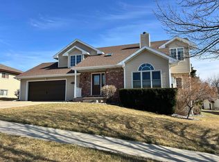 1626 Mulberry Dr, Norfolk, NE 68701
