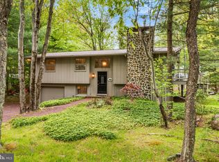 104 Jimmy Pond Ct, Pocono Pines, PA 18350