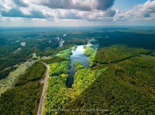 8860 County Road 41, Addington Highlands, ON K0H1Z0